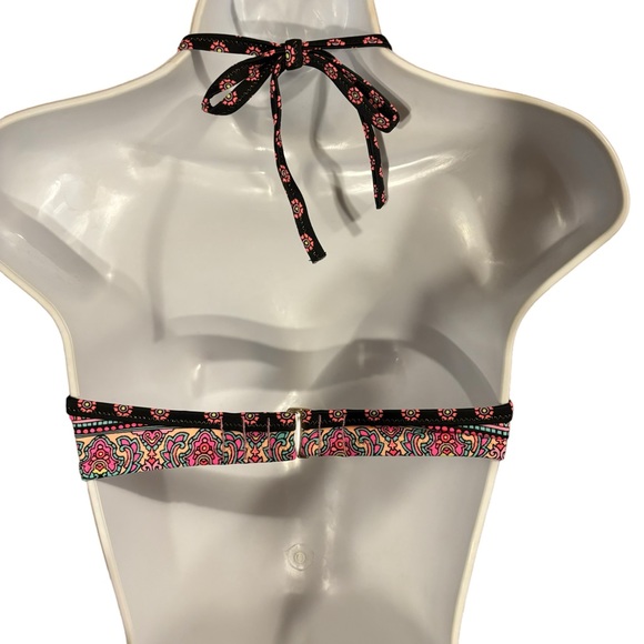 Shade & Shore Bikini Top - Picture 2 of 5
